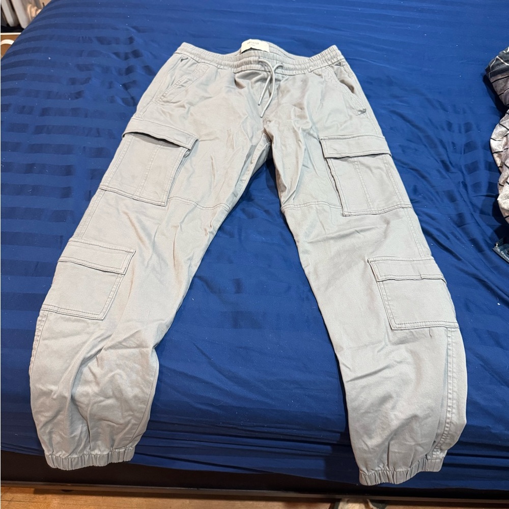 Holister cargo joggers